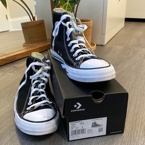 Mens Converse High Tops size 10.5